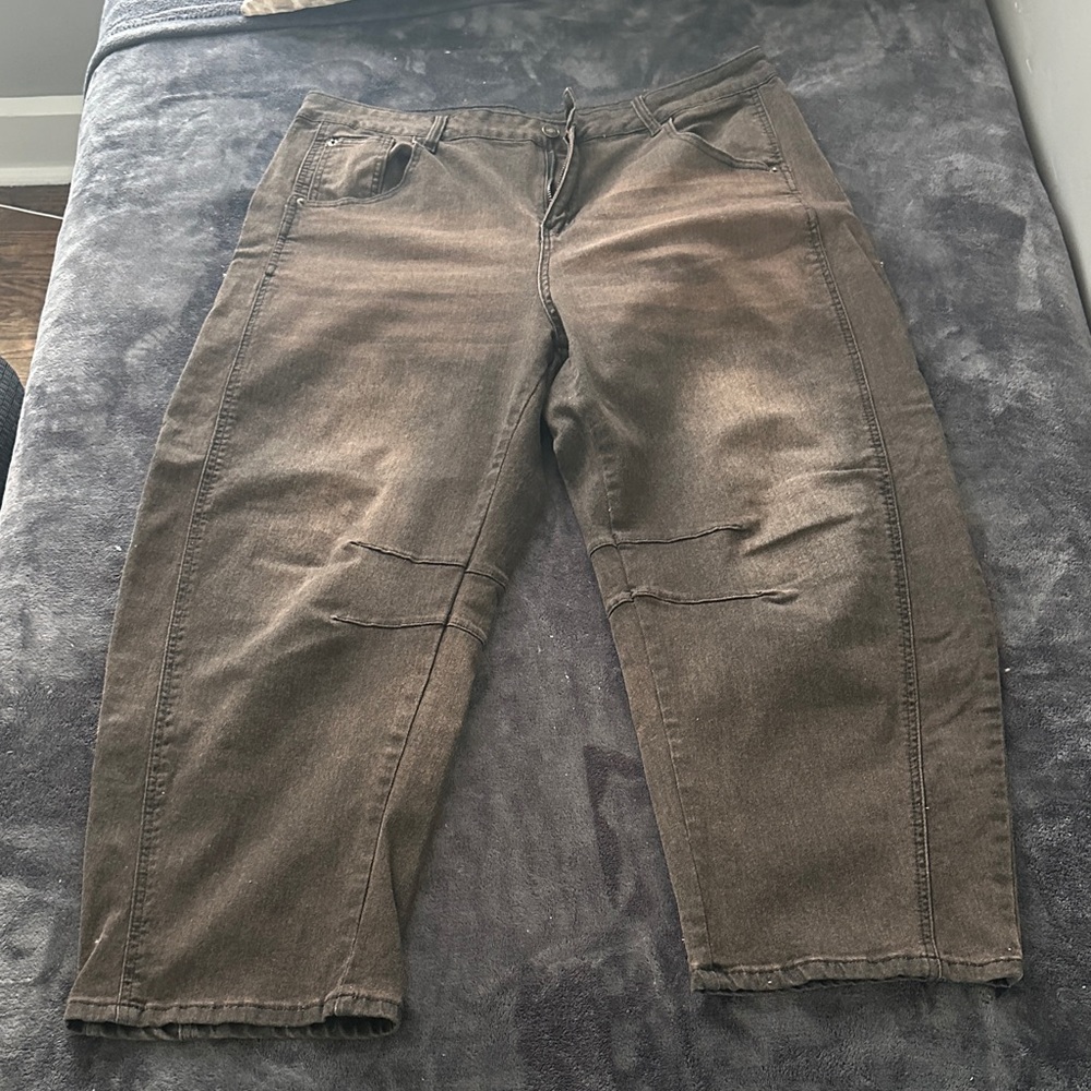 Barrel Leg Jeans
